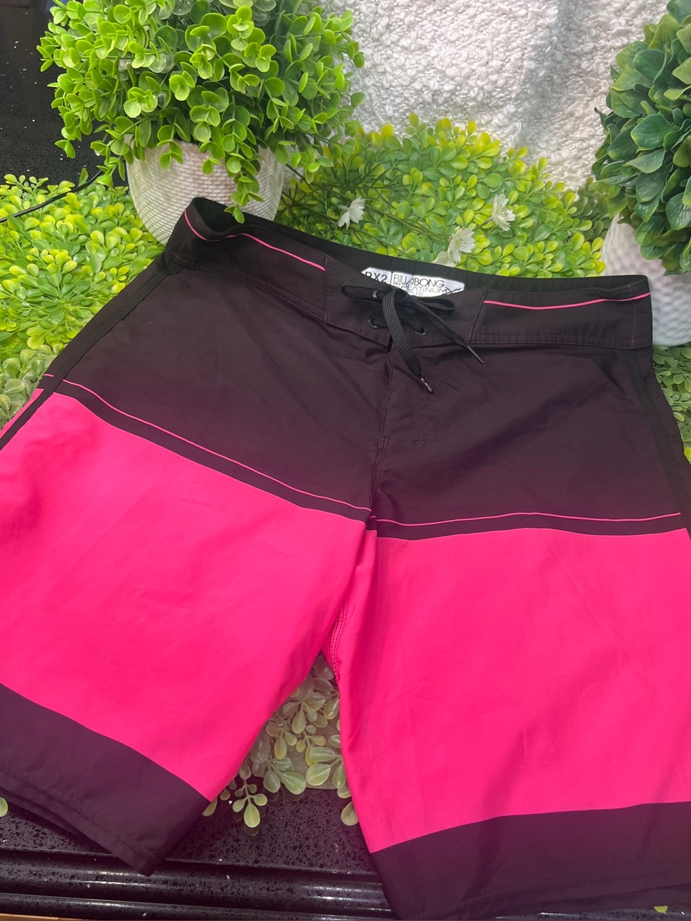 Billabong Men’s Black & Hot Pink Colorblock Boardshorts
